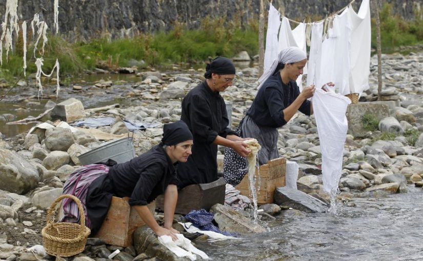 Orhipean, oficios y tradiciones de Ochagavía, en la excursión fotográfica de Agosto